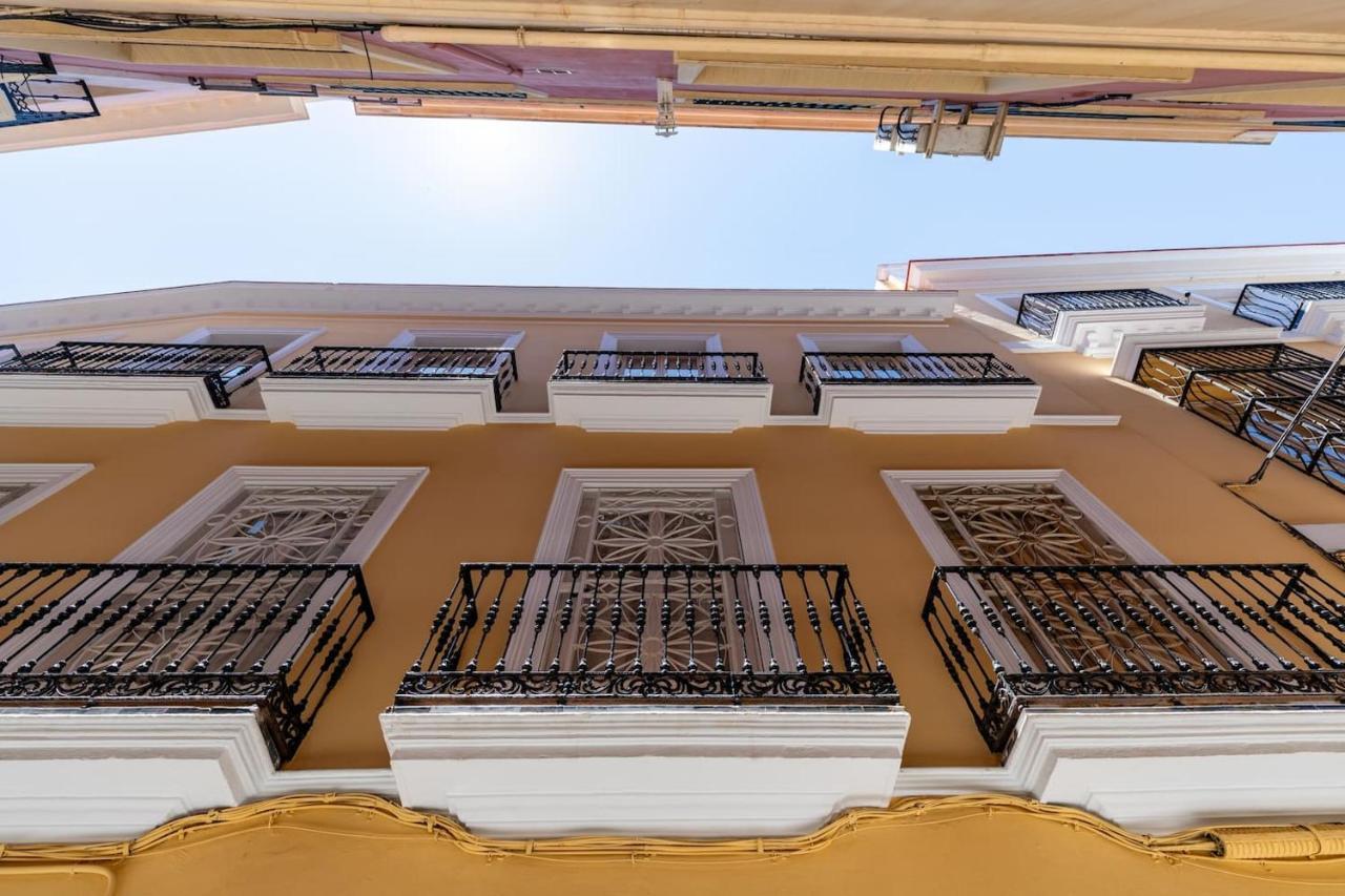 Rg Conteros Catedral Apartament *